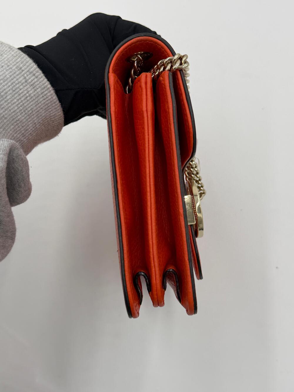 Gucci Interlocking Chain Shoulder - Picture 4 of 11